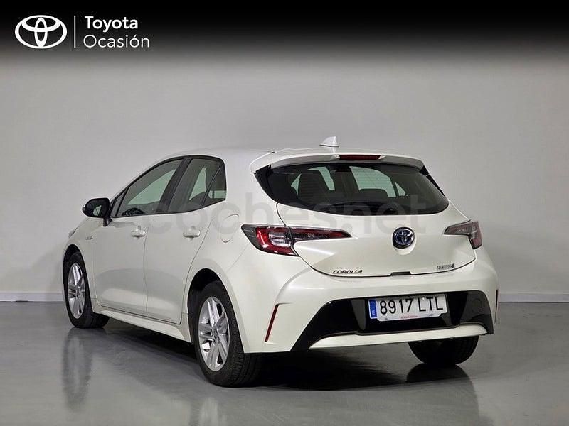 Usado Toyota Corolla Active 122 CV (89 kW) 2021 Blanco Berlina