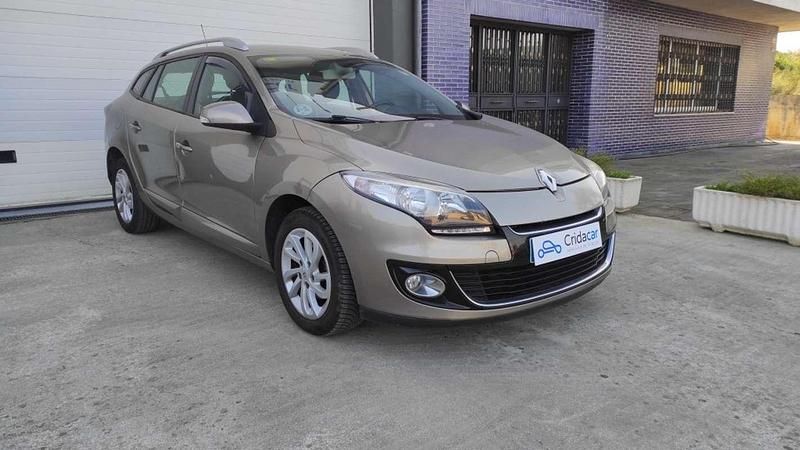 Usado Renault Mégane GrandTour Business 110 CV (80 kW) 2013 Beige Familiar
