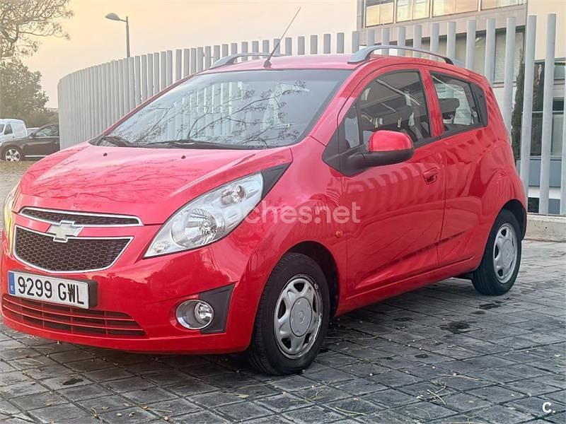 Rojo Usado 2010 Chevrolet Spark LT Utilitario | 3890 € (Buen precio) - Imagen 1/4