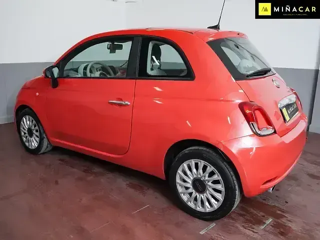 Usado Fiat 500 Lounge 70 CV (51 kW) 2020 Rojo Utilitario