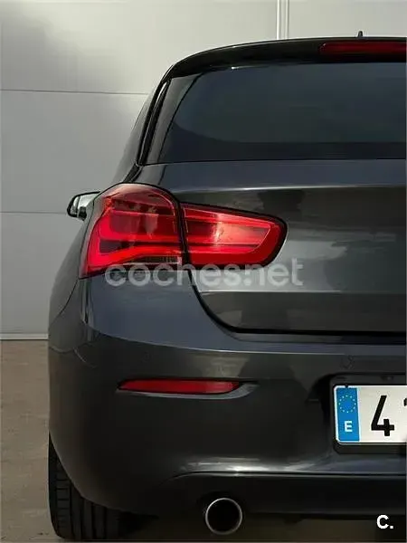 Usado BMW 118 150 CV (110 kW) 2019 Negro Berlina