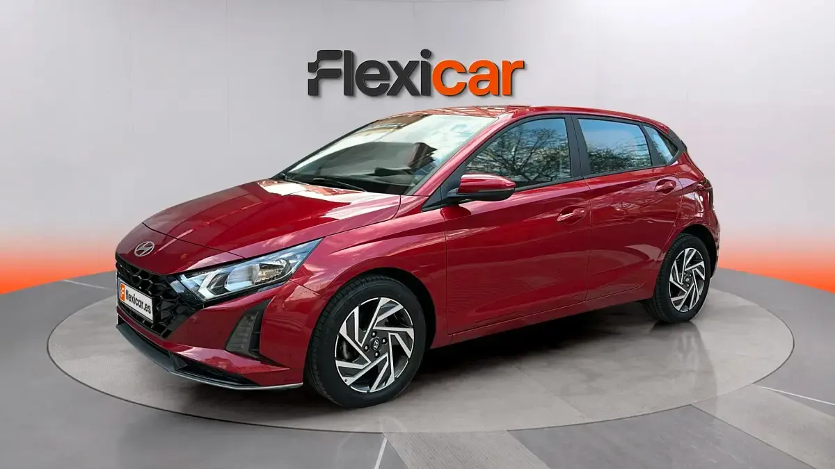 Usado Hyundai i20 101 CV (74 kW) 2024 Rojo Utilitario