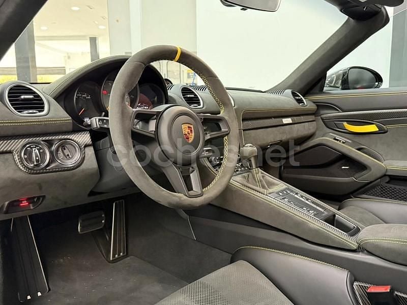 Usado Porsche Boxster Spyder 500 CV (367 kW) 2025 Gris / plata Descapotable