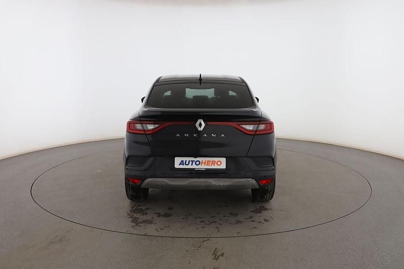 Usado Renault Arkana Techno 140 CV (102 kW) 2023 Negro SUV
