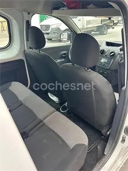 Usado Dacia Dokker 90 CV (66 kW) 2017 Blanco Monovolumen