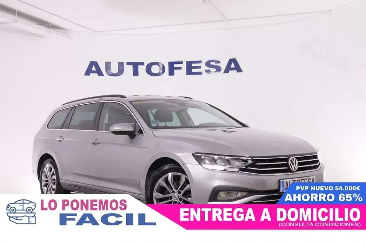 Usado VW Passat Executive 150 CV (110 kW) 2020 Blanco Familiar