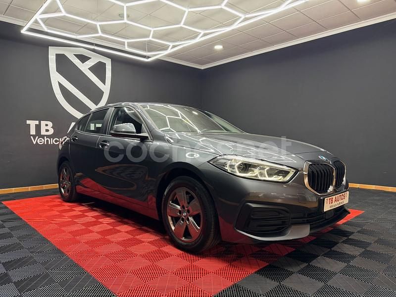 Gris / plata Usado 2021 BMW 116 Utilitario | 20.600 € (Precio justo) - Imagen 1/4