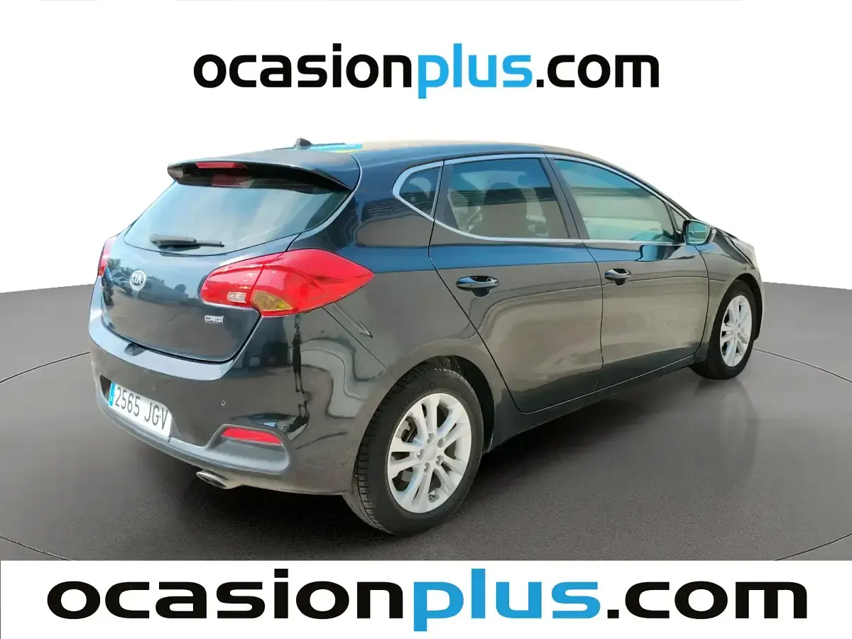 Usado Kia Ceed GT 128 CV (94 kW) 2015 Negro