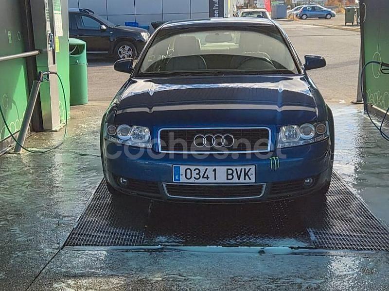 Azul Usado 2002 Audi A4 Berlina | 3220 € (Buen precio) - Imagen 1/4