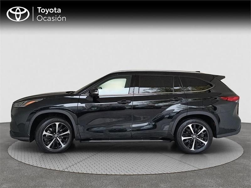 Usado Toyota Highlander Luxury 248 CV (182 kW) 2022 Negro SUV