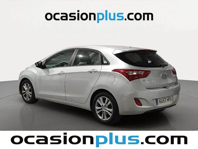 Usado Hyundai i30 110 CV (80 kW) 2013 Gris plata Utilitario