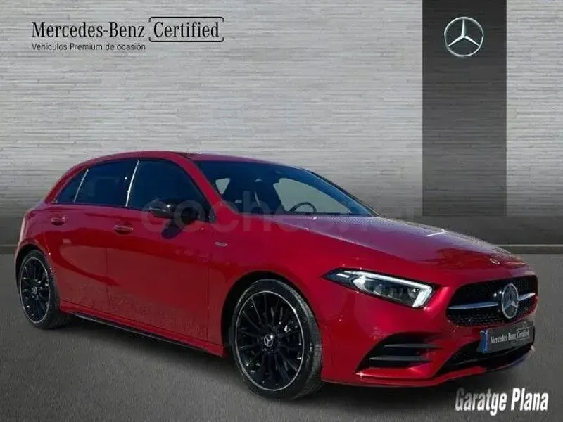 Usado Mercedes A250 224 CV (164 kW) 2022 Rojo Berlina