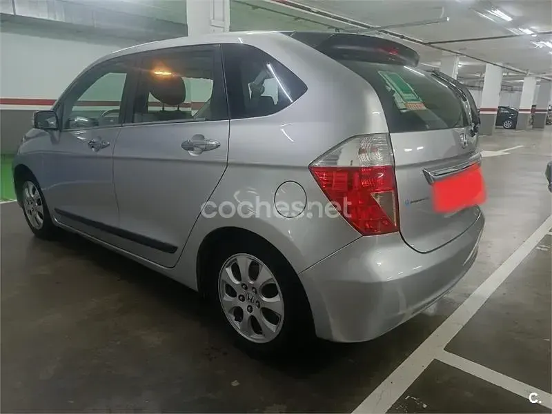 Usado Honda FR-V 125 CV (91 kW) 2007 Gris / plata Monovolumen