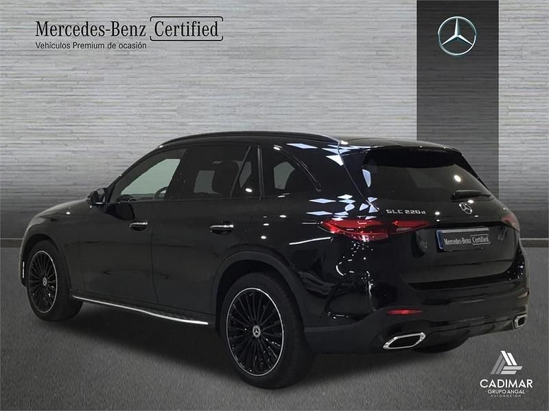 Usado Mercedes GLC220 AMG line 197 CV (144 kW) 2023 Negro SUV