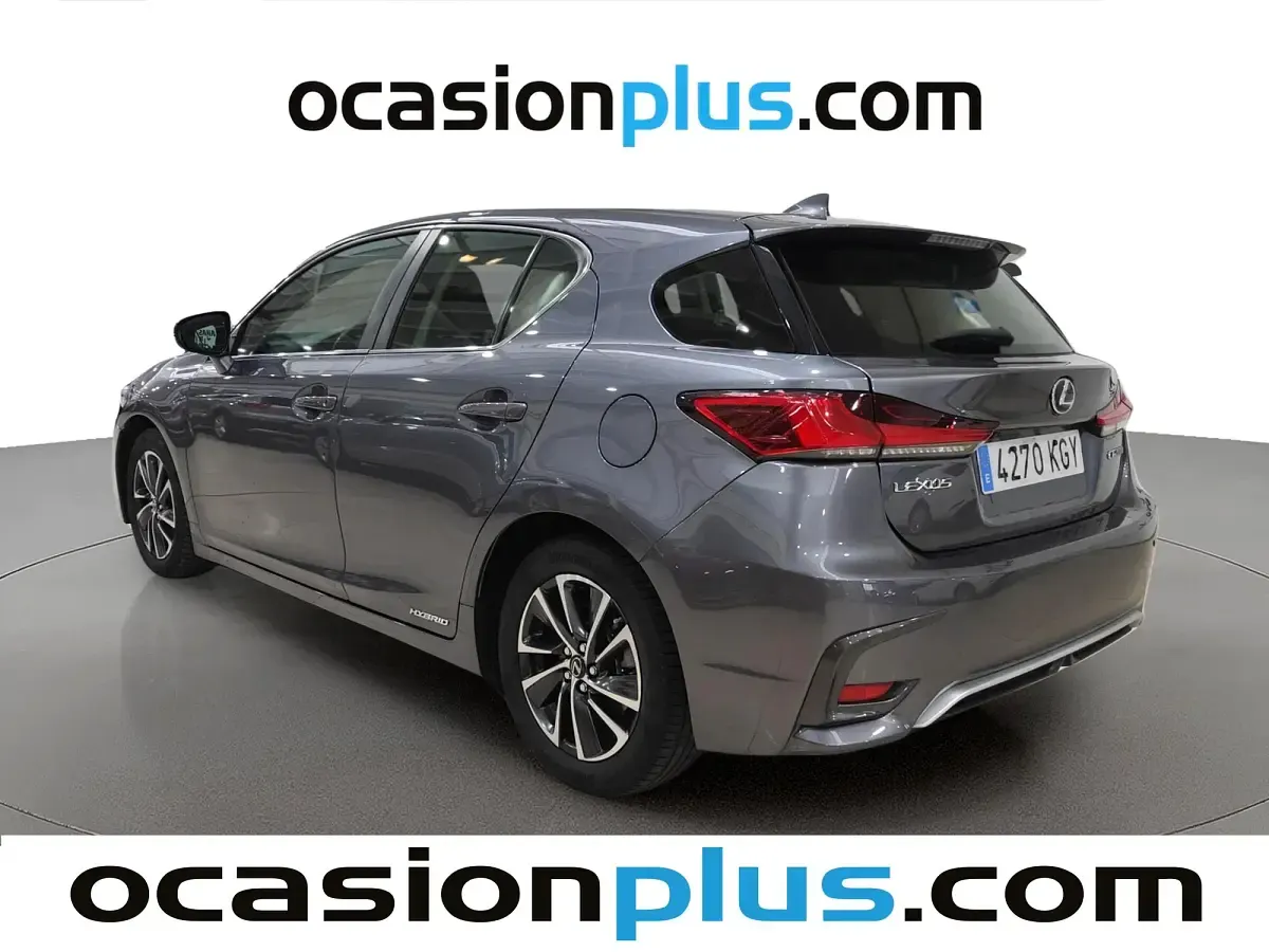 Usado Lexus CT200h Business Edition 136 CV (100 kW) 2018 Gris Utilitario