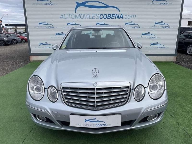 Usado Mercedes E320 Elegance 224 CV (164 kW) 2008 Plateado Berlina