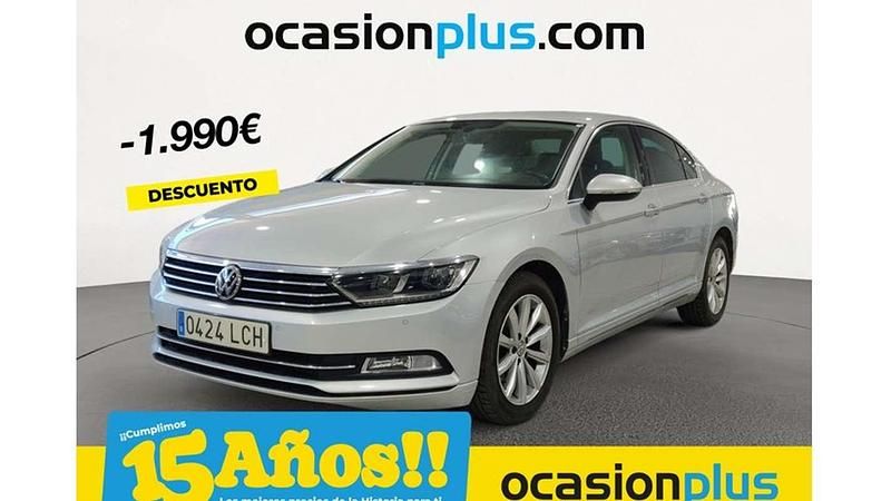 Plateado Usado 2019 VW Passat Advance Berlina | 16.355 € (Buen precio) - Imagen 1/4