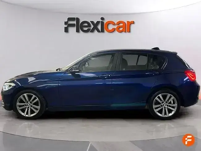 Begagnad BMW 118 136 HK (100 kW) 2019 Blå Halvkombi