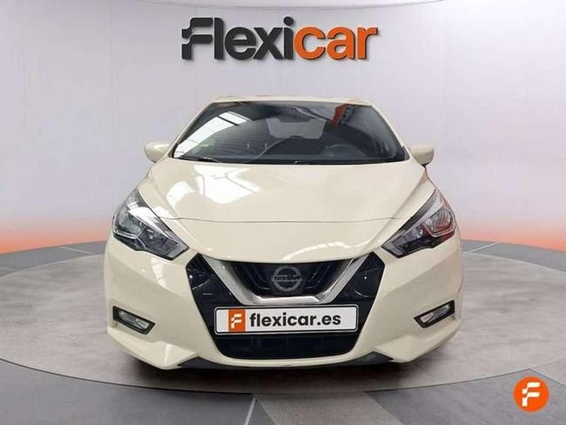 Usado Nissan Micra Acenta 92 CV (67 kW) 2019 Beige Utilitario