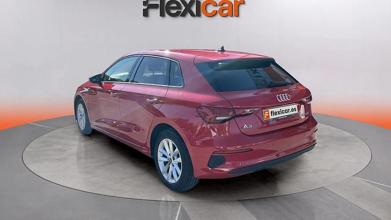 Usado Audi A3 Premium 111 CV (81 kW) 2023 Rojo Berlina