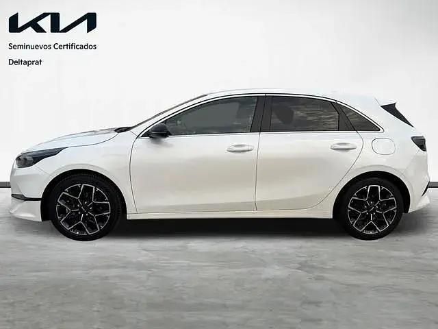 Usado Kia Ceed Edition 7 100 CV (73 kW) 2024 Blanco Utilitario