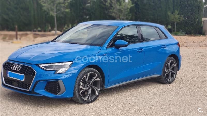 Azul Usado 2022 Audi A3 Sportback e-tron S-Line Berlina | 33.900 € - Imagen 1/4