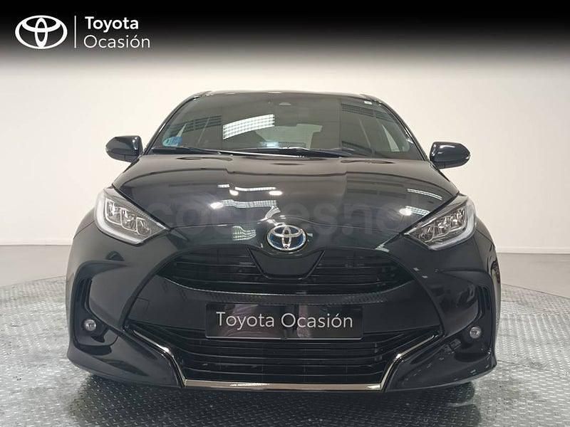 Usado Toyota Yaris Hybrid Style 116 CV (85 kW) 2022 Negro Berlina