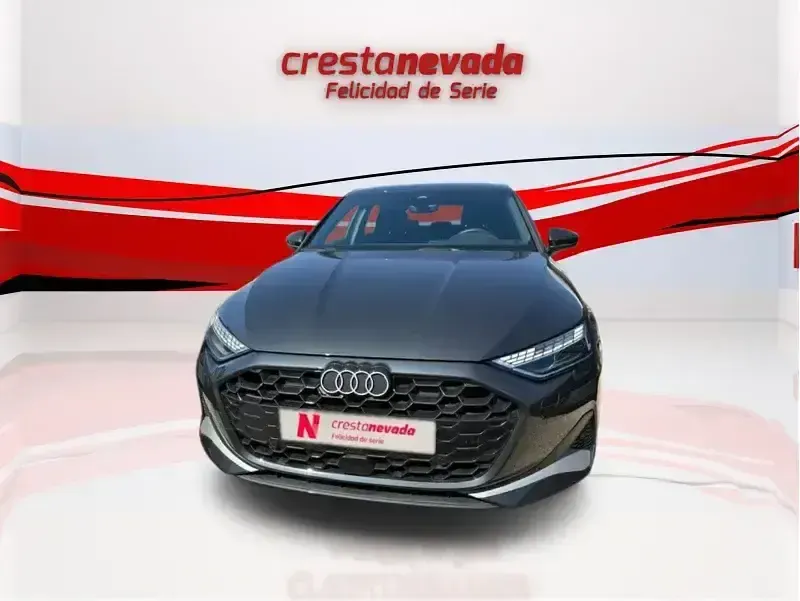 Usado Audi A3 Sportback e-tron Advanced Plus 150 CV (110 kW) 2025 Gris Utilitario