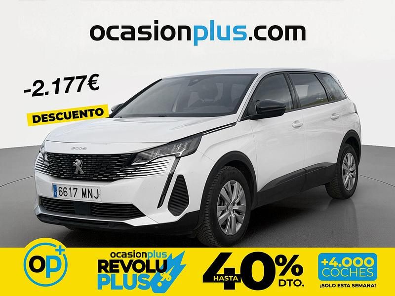 Usado Peugeot 5008 Active 136 CV (100 kW) 2024 Blanco SUV