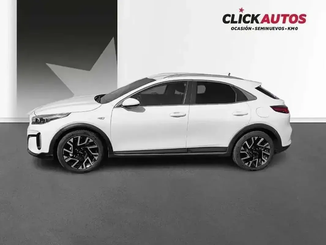 Usado Kia XCeed Active 101 CV (74 kW) 2024 Blanco SUV