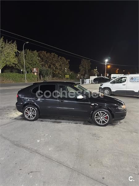 Negro Usado 2005 Seat Leon Berlina | 3350 € (Buen precio) - Imagen 1/1