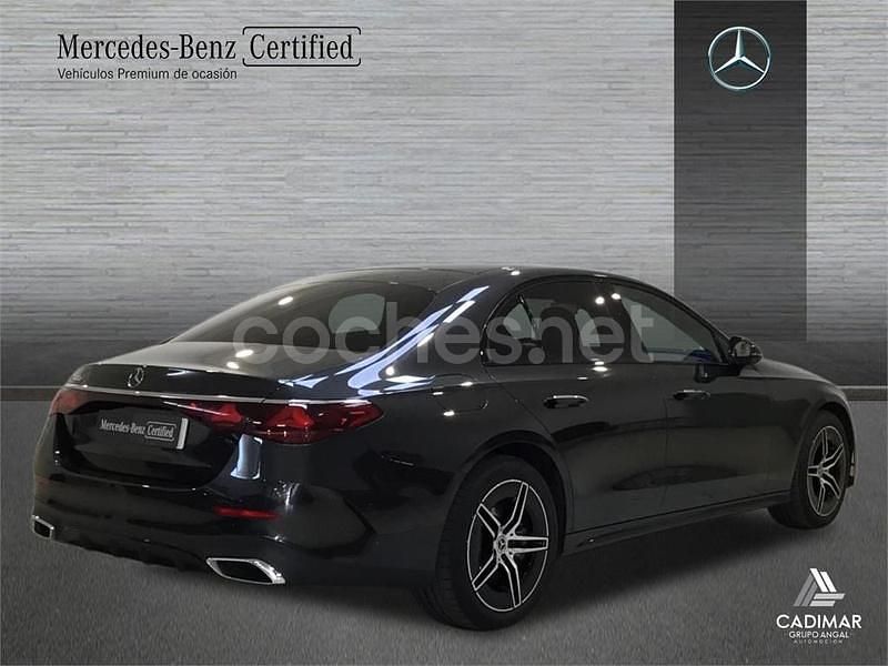 Usado Mercedes E300 AMG line 313 CV (230 kW) 2024 Gris / plata Berlina