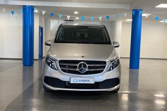 Usado Mercedes V250 Avantgarde 190 CV (139 kW) 2023 Monovolumen