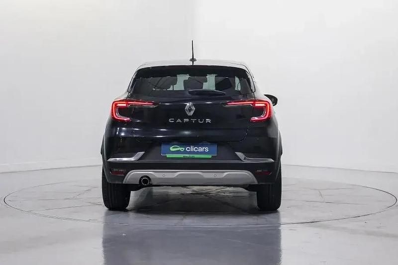 Usado Renault Captur Zen 100 HP (73 kW) 2020 Preto SUV