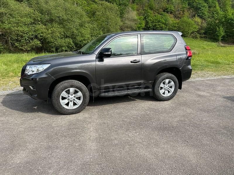 Usado Toyota Land Cruiser 177 CV (130 kW) 2018 Gris / plata SUV
