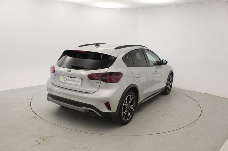 Usado Ford Focus Active 155 CV (114 kW) 2023 Plateado Berlina