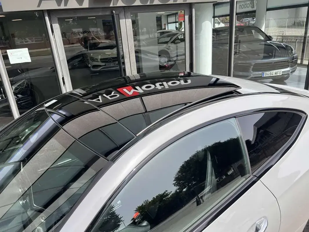 Usado Mercedes CLE300 313 CV (230 kW) 2025 Gris Coupe