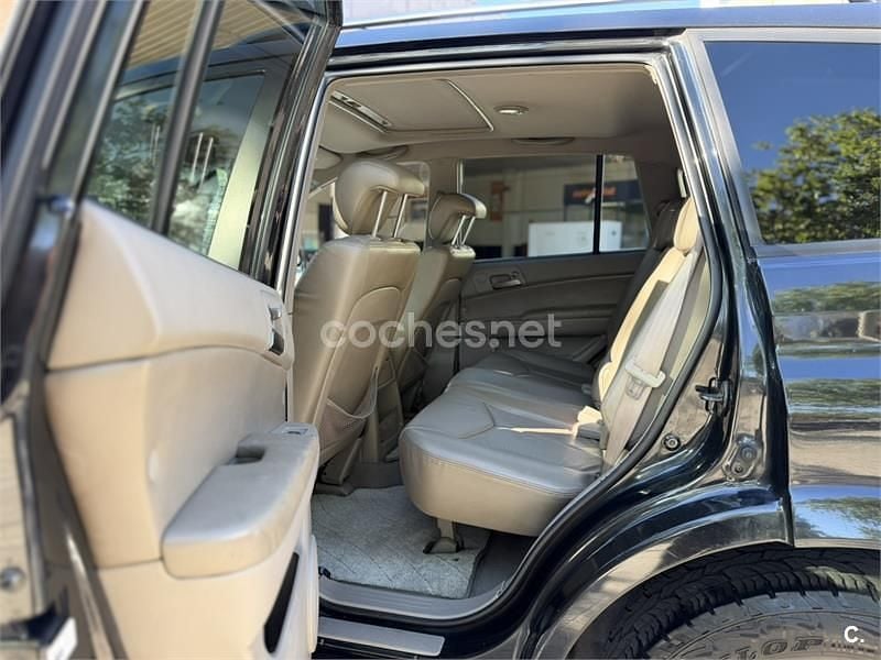 Usado Ssangyong (KGM) Kyron Limited 141 CV (103 kW) 2007 Naranja SUV