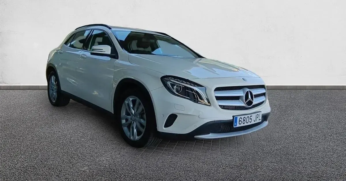 Usado Mercedes GLA200 Urban 136 CV (100 kW) 2016 SUV