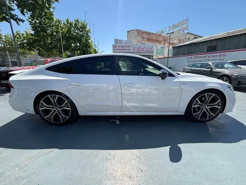 Usado Audi A7 Sportback Ambiente 245 CV (180 kW) 2019 Blanco Utilitario