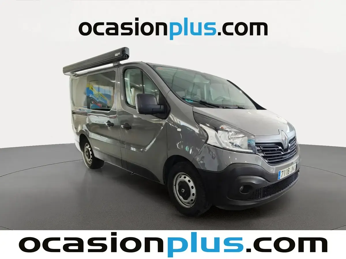 Usado Renault Trafic 125 CV (91 kW) 2016 Gris Monovolumen