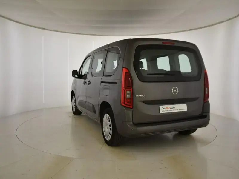 Usado Opel Combo Life Expression 110 CV (80 kW) 2020 Marron Berlina