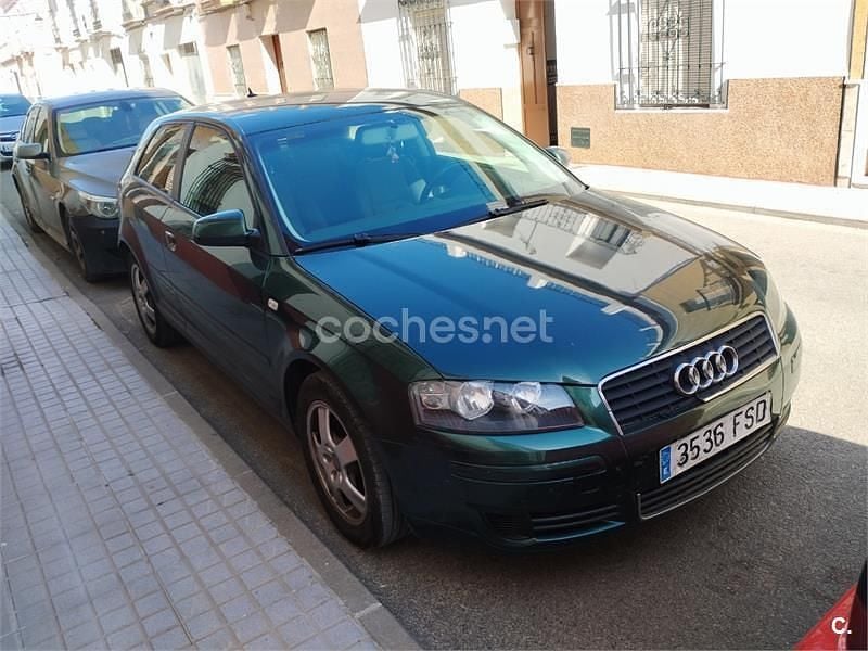 Usado Audi A3 Attraction 105 CV (77 kW) 2007 Verde Utilitario