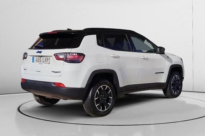 Usado Jeep Compass Trailhawk 240 CV (176 kW) 2022 SUV