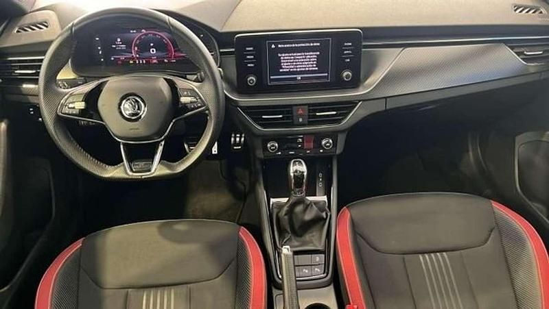 Usado Skoda Kamiq Monte Carlo 150 CV (110 kW) 2022 Blanco SUV