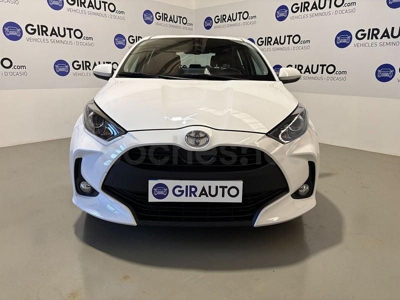 Usado Toyota Yaris 125 CV (91 kW) 2022 Blanco Utilitario