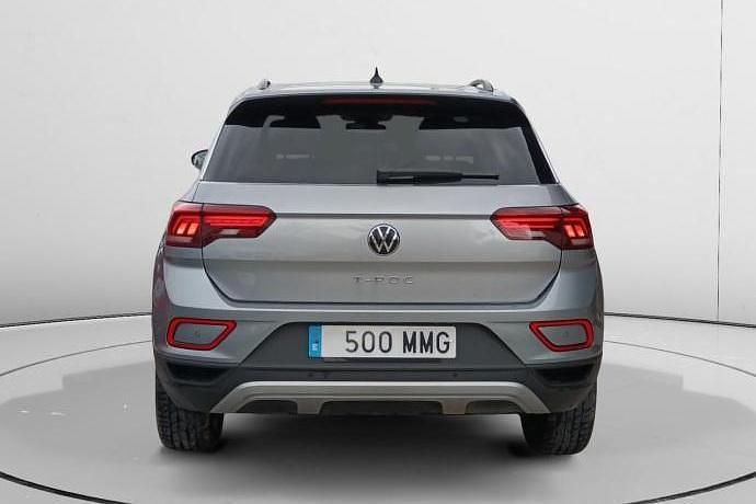 Usado VW T-Roc Life 150 CV (110 kW) 2023 SUV