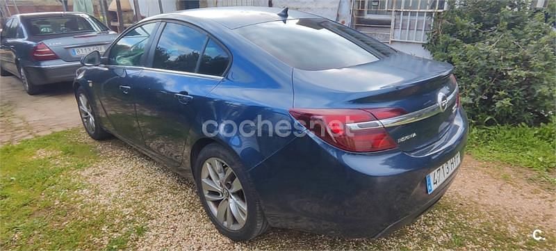 Usado Opel Insignia Sportive 163 CV (119 kW) 2014 Azul Berlina