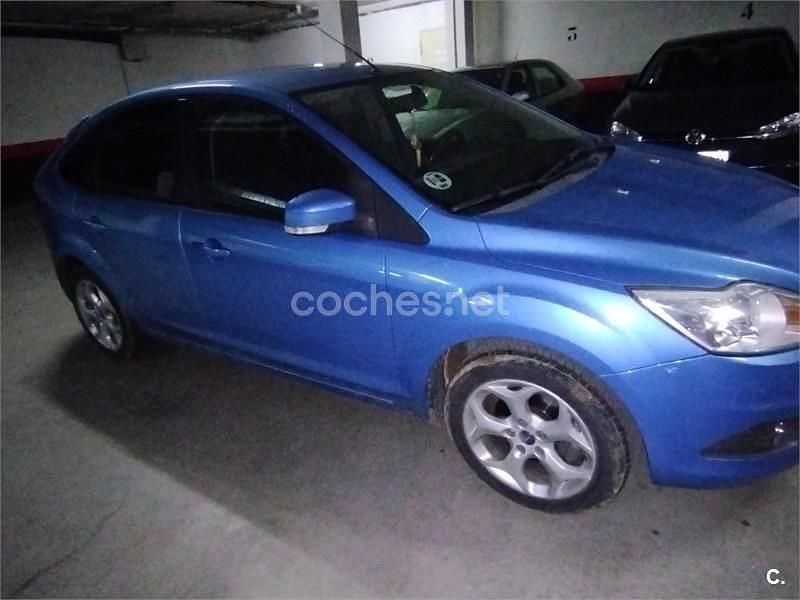 Azul Usado 2008 Ford Focus Trend Berlina | 3450 € (Buen precio) - Imagen 1/4