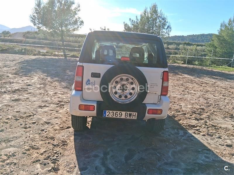 Usado Suzuki Jimny 80 CV (58 kW) 2002 Blanco SUV